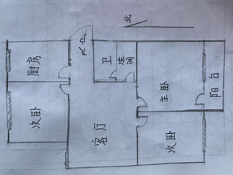 急售市中心學區(qū)房趙王河房管局宿舍3室1廳1衛(wèi)，滿五唯一，83平，送26平儲藏室