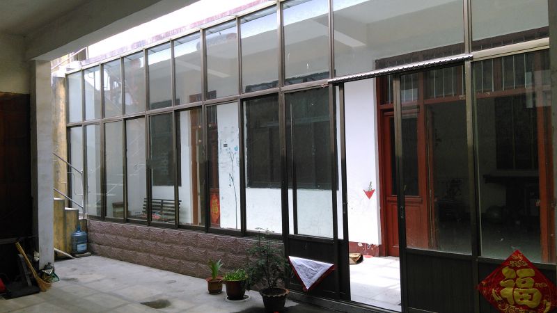 普通裝修3室1廳1衛(wèi)180m21100元/月
