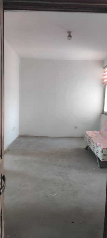 毛坯1室2廳1衛(wèi)69m28萬元