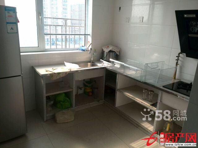 翠湖天地，一室一廳，裝修，供暖，很漂亮大氣的房子