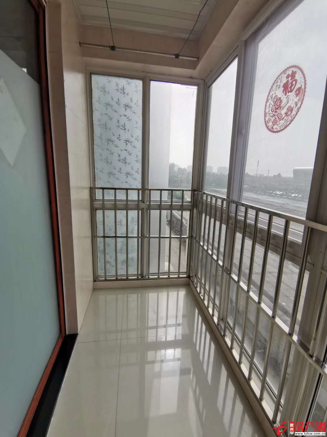 和諧康城好樓層，精裝，證滿兩年，可以貸款