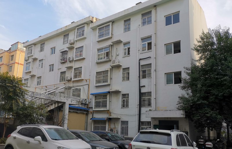 府前商貿(mào)廣場(chǎng)